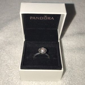 Pandora ring